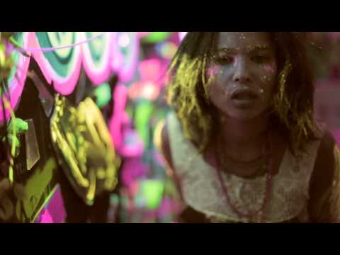 LOLAWOLF - Calm Down (Official Music Video)