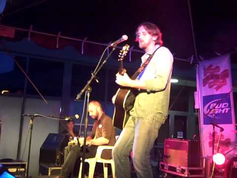 Hayes Carll "Ain't Enough Of Me To Go Around" Live Boise Idaho 9/26/2012