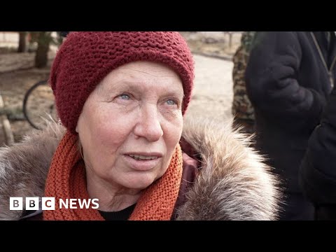 Life's in a liberated Ukraine town in fear of Russian attack – BBC News