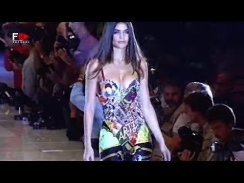 GIANNI VERSACE Spring 1991 Milan - Fashion Channel