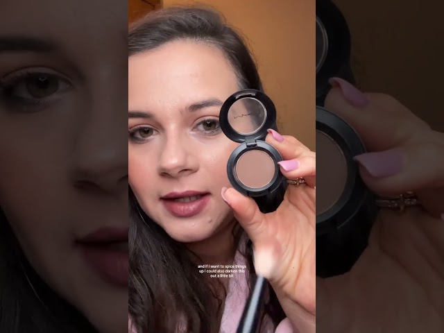 Vídeo relacionado con MAC Small Eyeshadow - Espresso For Women 0.05 oz Eye Shadow