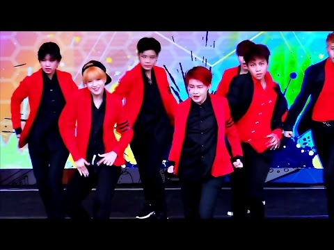 "UNFOLLOW" cover "HERO" (MONSTA X) @ "SQ1 Street Cover Dance 2016"