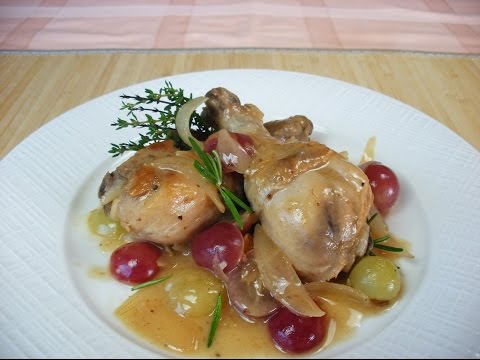 Jamoncitos de pollo con uvas