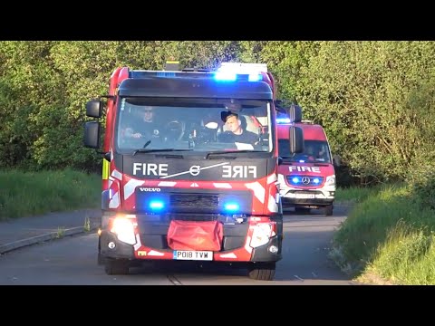 *BULLHORN* Ashton Technical Response Unit Turnout - Greater Manchester Fire And Rescue Service