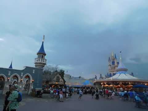 Fantasyland and thunderstorm coming