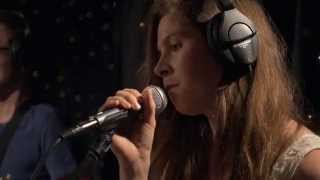 A Sunny Day In Glasgow - Oh I'm A Wrecker (What To Say To Crazy People) (Live on KEXP)