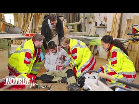 NICHTS für SCHWACHE NERVEN! 😱🩸 Tobias' erster Arbeitstag wird zum Horror! | NOTRUF