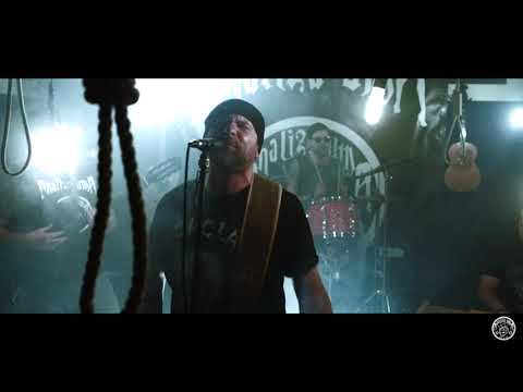 Analiza umA feat. Lana.S - OMČA