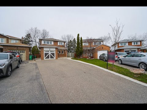 Home for sale at 14 Tropical Court, Brampton, ON L6Z 2B9