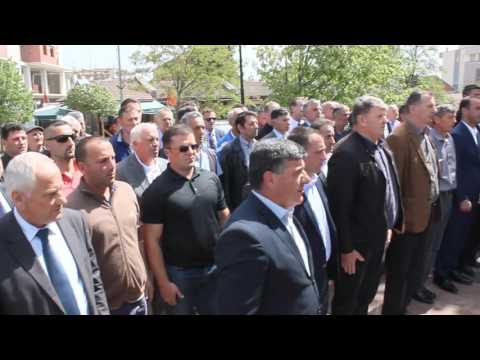 Homazhe në nderim të Heorit Sali Çekaj dhe dëshmorit Shefqet Mustafaj