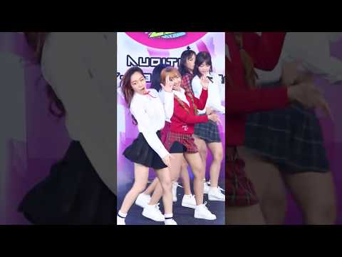 170528 Chloé cover Red Velvet (Aun as Yeri) - Russian Roulette & happiness @ SQ1 JK Street Cover