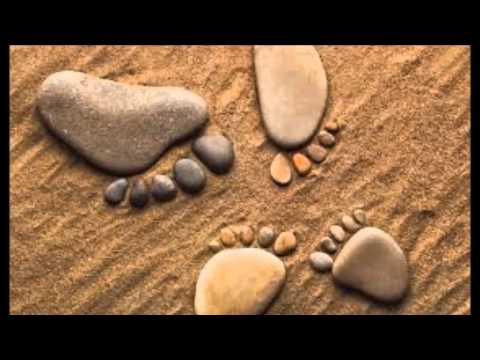 Leslie Drayton - Barefoot In The Sand