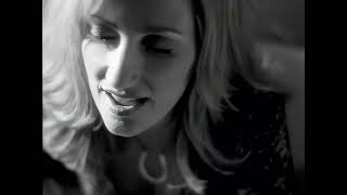 Willie Nelson With Lee Ann Womack-Mendocino County Line