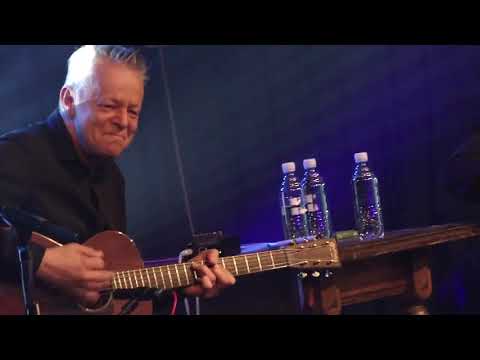 Stochelo Rosenberg & Tommy Emmanuel | CARAVAN