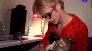 Video thumbnail for SONIC LAB: Behringer iAXE 393 USB Guitar by sonicstate