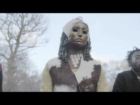 Olubiyi Thomas London Woman FW 21-22