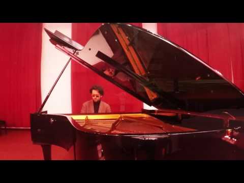 Filippo Arlia plays Chopin 
