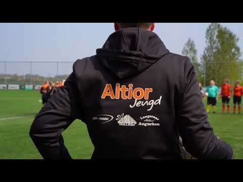 Altior 75  - Groten tegen kleintjes
