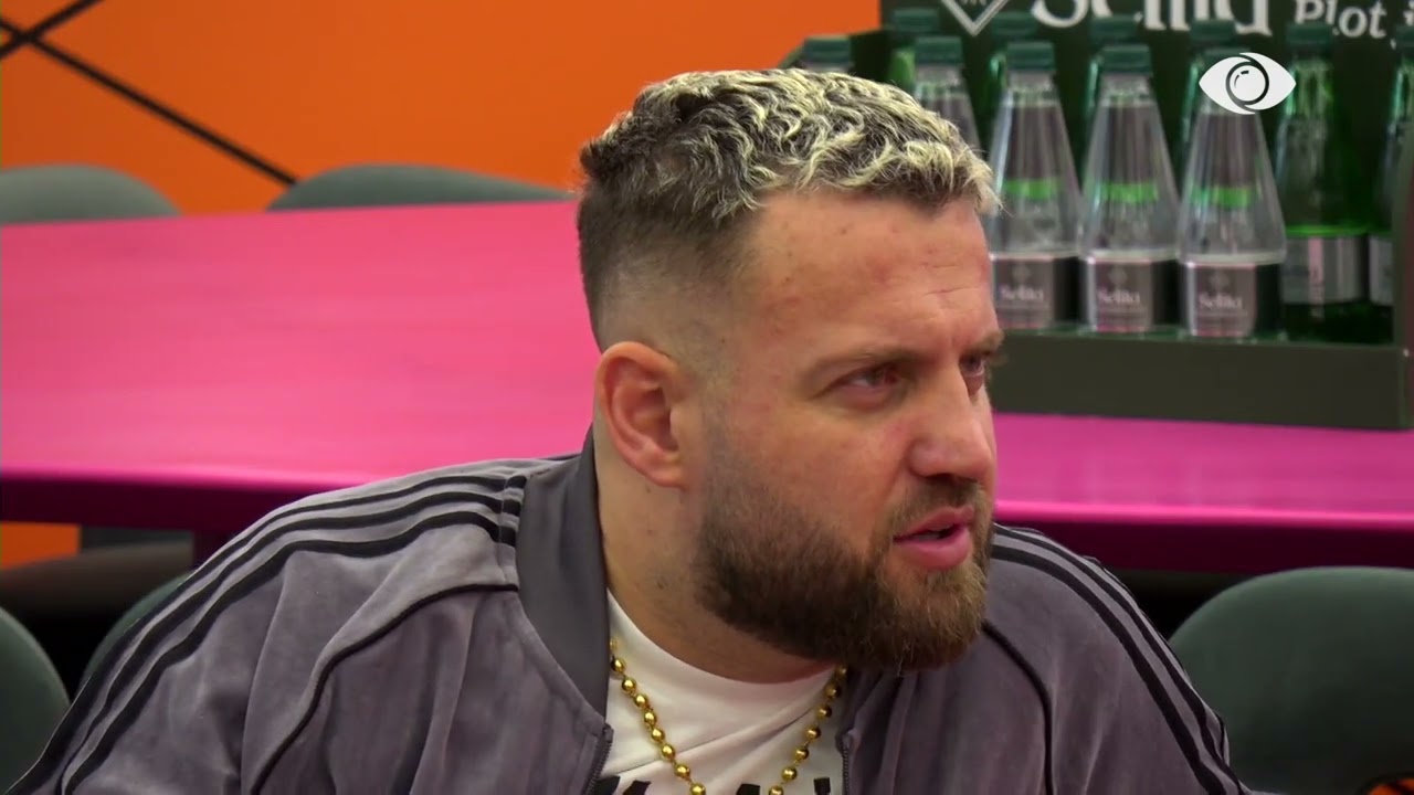 “Je shumë lartë”/ Vijon biseda mes Luizit dhe Stenaldos: Nga këtu të dalësh i lumtur