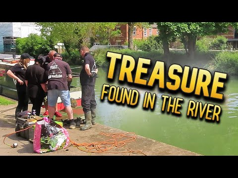 Unbelievable TREASURE Found In The River Thames