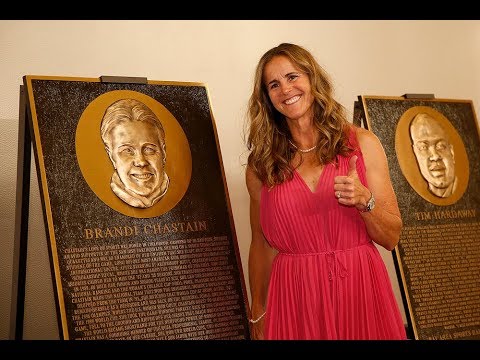 Brandi Chastain's Soccer Hall Of Fame Plaque Looks Like A Man