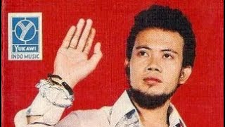 Download lagu RUPIAH Versi LAWAS. Album Oma Irama. Karya Oma Irama. OM. SONETA Vol. 3. Vokal M. Sholihin ('V) mp3