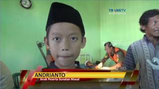 Download lagu Peserta Sunat Massal Histeris Takut Lihat Alat Medis mp3