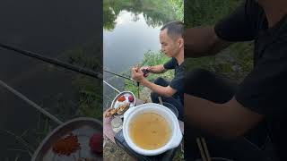 Download lagu Menggoreng ikan dan memakannya langsung setelah ditangkap - memasak di tepi sungai #Memasak #celana pendek #memancing mp3 Download lagu Menggoreng ikan dan memakannya langsung setelah ditangkap - memasak di tepi sungai #Memasak #celana pendek #memancing mp3