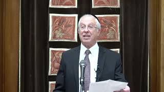 גאוות הלוחמים נגד התורה לעומת גאון יעקב בראש השנה | כב׳ הרב מרדכי נויגרשל (הרב מרדכי דוד נויגרשל) - התמונה מוצגת ישירות מתוך אתר האינטרנט יוטיוב. זכויות היוצרים בתמונה שייכות ליוצרה. קישור קרדיט למקור התוכן נמצא בתוך דף הסרטון