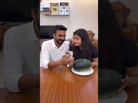 “Their expectation: colourful inside 🌈 Reality: just watermelon 🍉