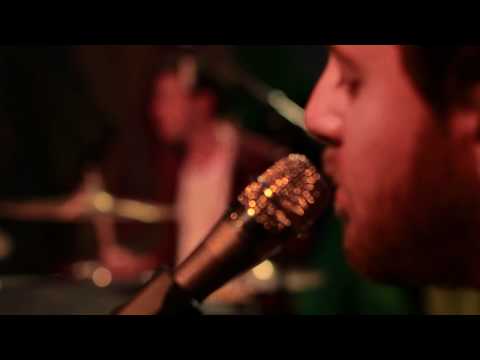 Converse Rubber Tracks - Ready, Set: Delta Spirit performs "California"