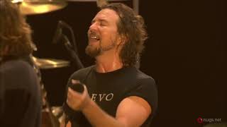 Pearl Jam  -   Yellow Ledbetter -  live