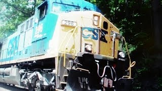preview picture of video 'Fast CSX Coal Train On The Old Main Line'