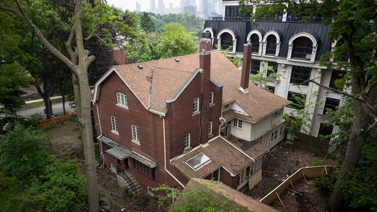 I Found a Beautiful Abandoned Old World Mansion!