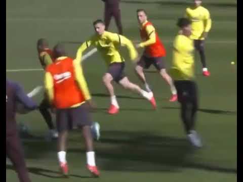 Barcelona's Martin Braithwaite scored an incredible goal at training today...