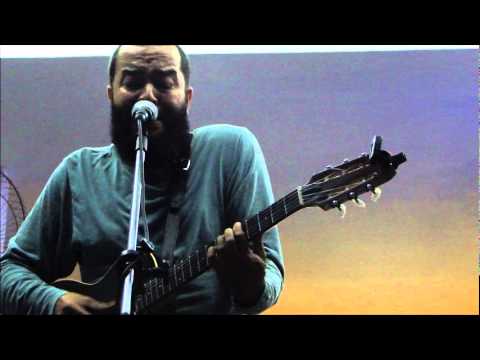 Jribeiro canta "Jade" de João Bosco.