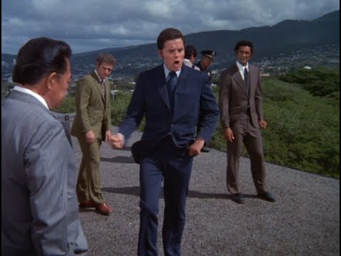 Hawaii Five-O (classic): “He's a maniac!” ~ Rooftop Brainstorm