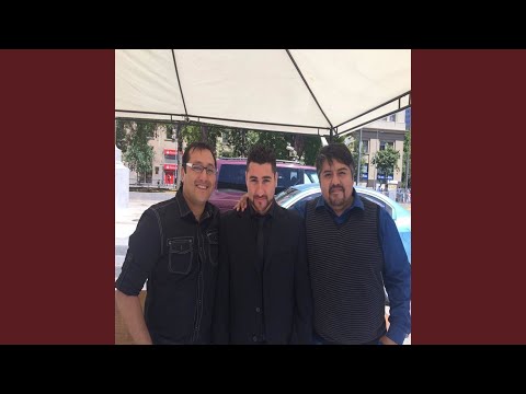 Por Mil Caminos - Tres Por Uno