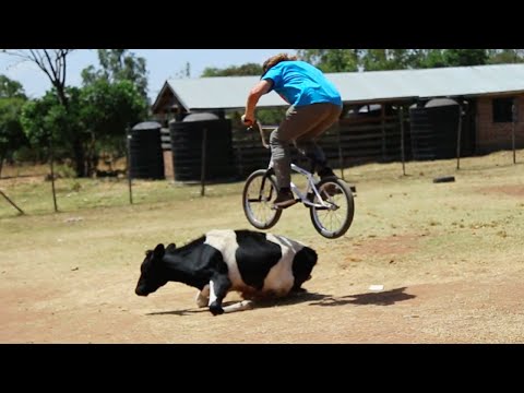 Thumbnail for Atanikomboa (He Will Deliver Me) video