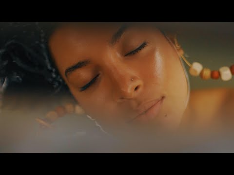 MANU -  Baila (Official Video)