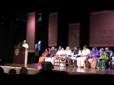 Sangeetha Kalanidhi Sri Sanjay Subrahmanyan felicitated by Prince Rama Varma