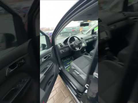 фото volkswagen touran i рестайлинг 0