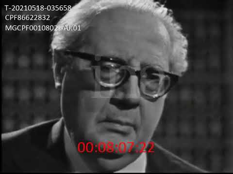 Andres Segovia in a remarkable performance on Les Grands interpretes with Bernard Gavoty.