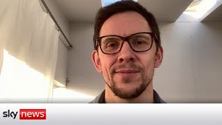 COVID-19: Unvaccinated doctor says 'vaccine mandates are wrong'