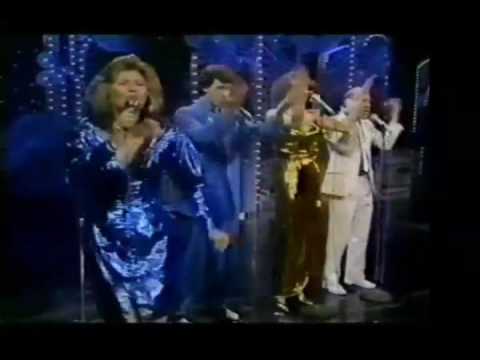 The Manhattan Transfer - The Boy From New York City - Live