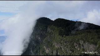 Video : China : Mount EMei 峨眉山 time-lapse