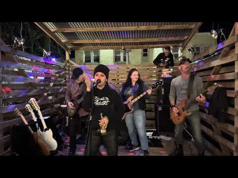 BRR Winners Circle Live