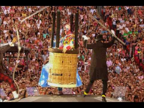 Take That Present: The Circus Live - The Adventures of a Lonely Balloon