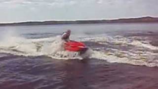 preview picture of video 'jetski.wmv'