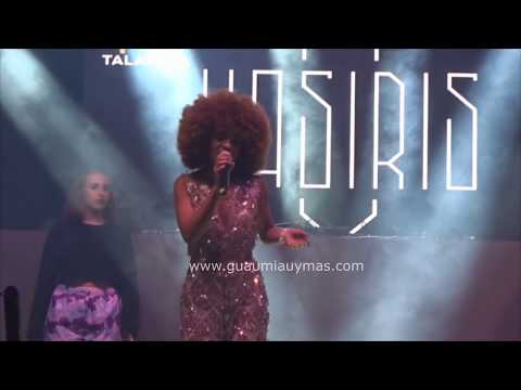 Yasiris cantando Claro que sí , Tu Perdición y El Farsante (mashup Robet Morr) Talavera de la Reina